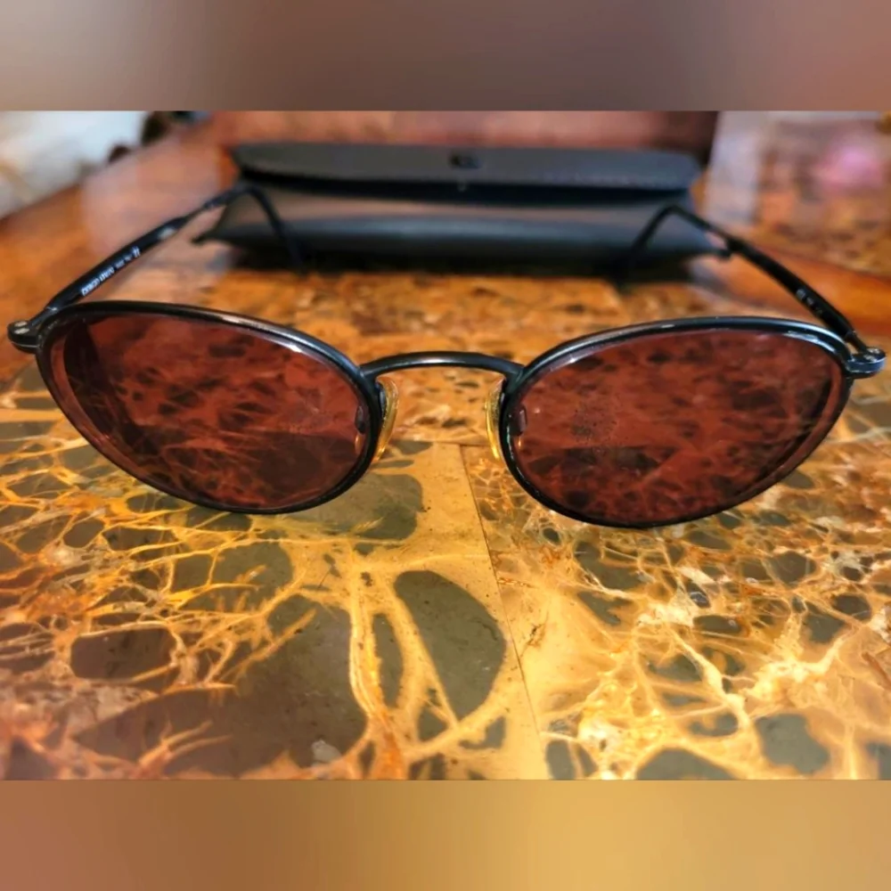 Giorgio Armani sunglasses - Picture 3 of 5